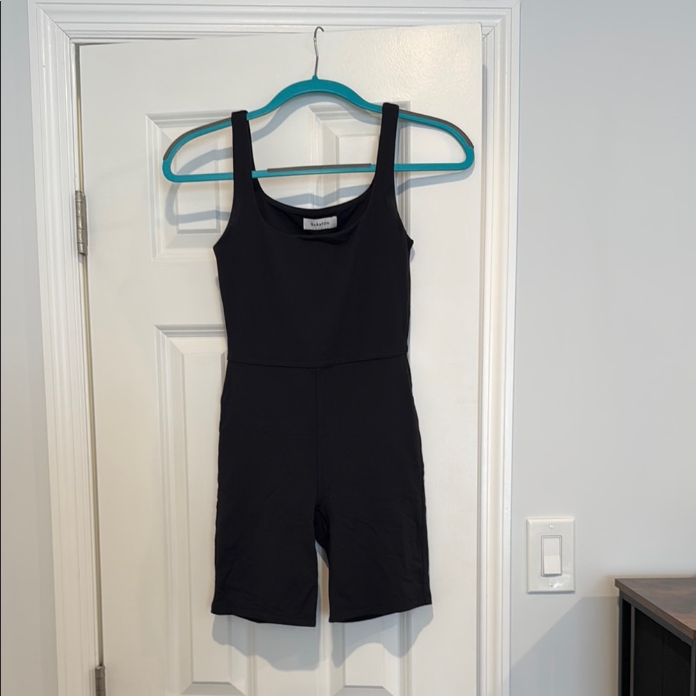 Aritzia Babaton Contour romper size small